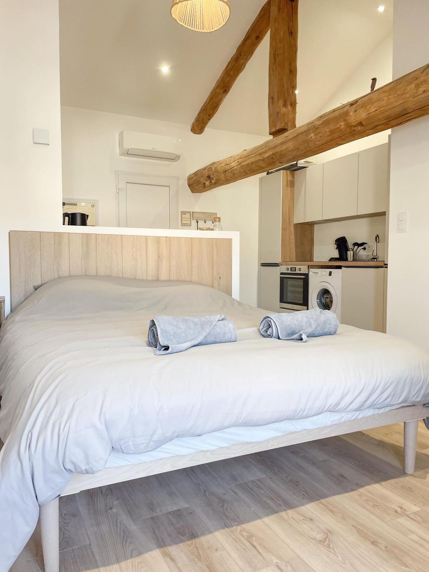 Esprit Bali Appartement Montbrison Buitenkant foto